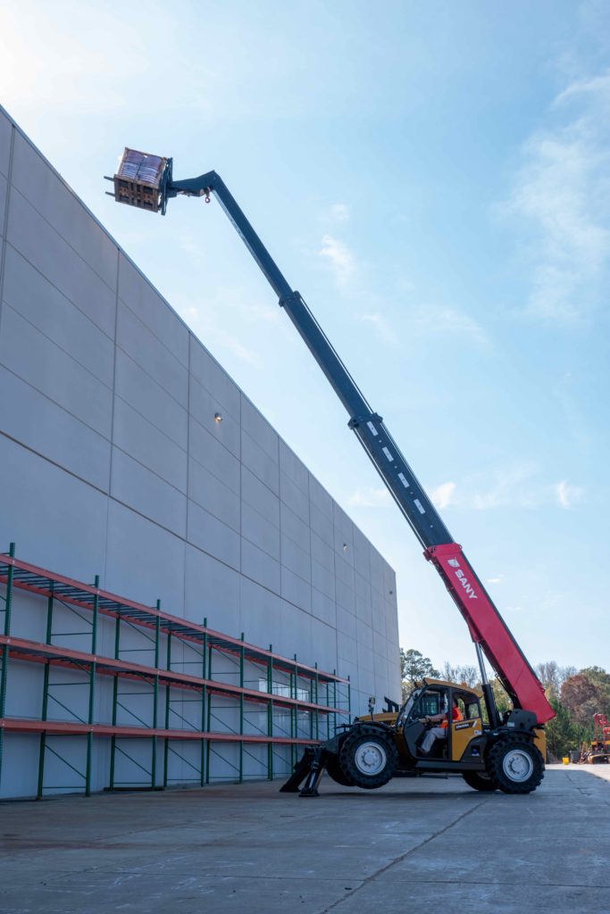 SANY STH1056A Telehandler in Action